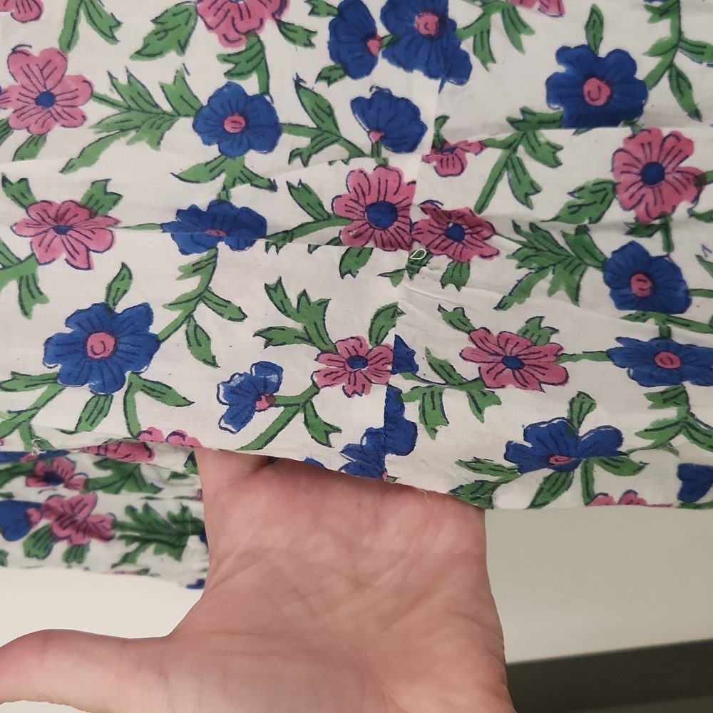 Pretty cotton floral tunic top or mini dress in very good condition! - Picture 3 of 8